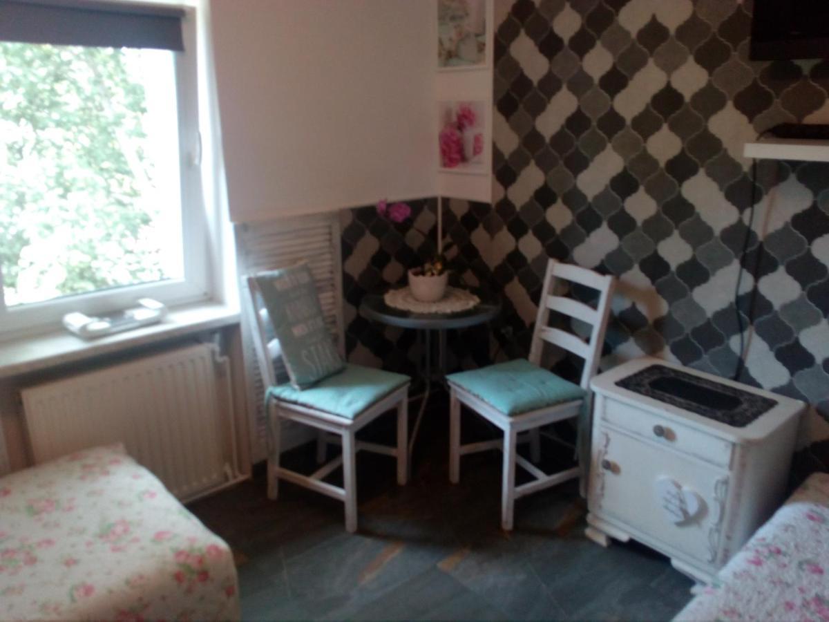 Pokoje Goscinne Cisowa Zielona Góra Exterior foto